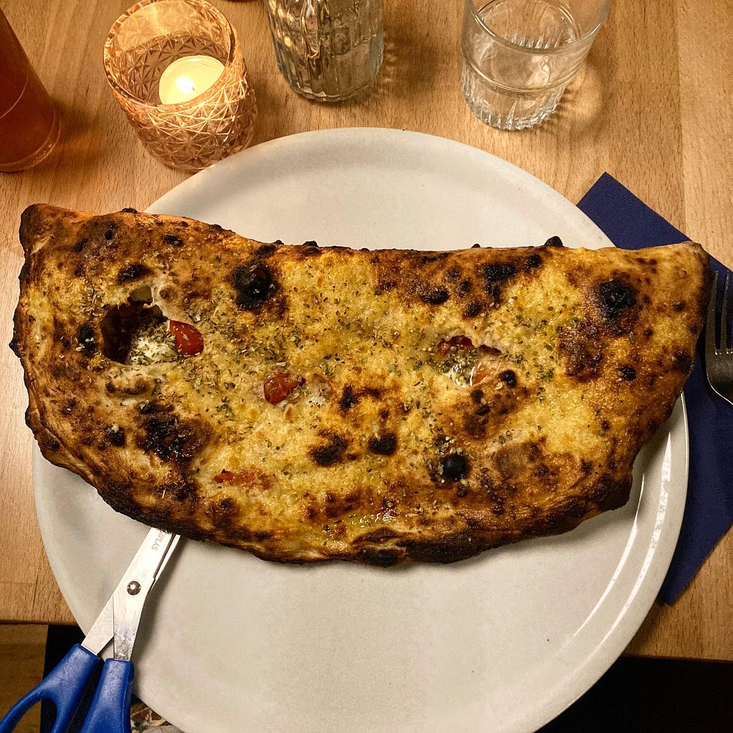 Nnea, Amsterdam